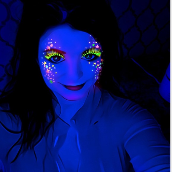 Meet your Posher, Stacy - Picture 1 of 2